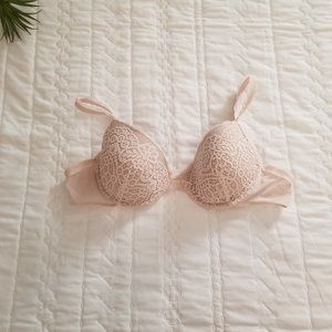 OnGossamer Blush Pink Lace Bra (36B)